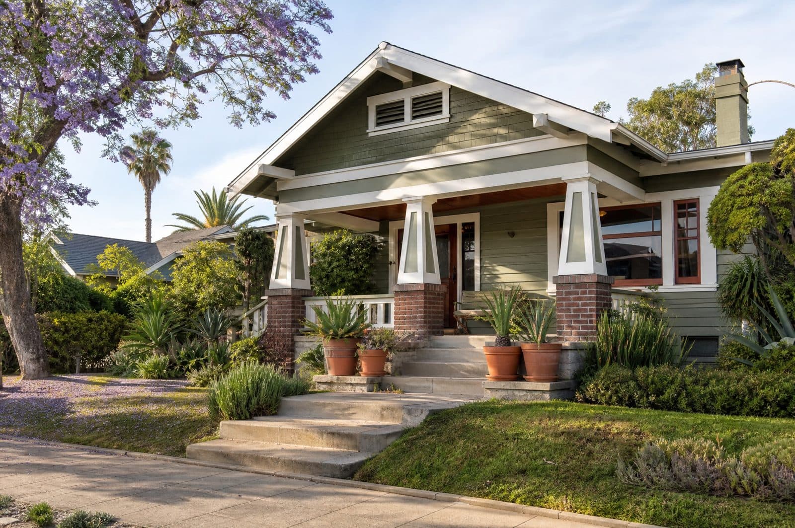 Craftsman bungalow in Highland Park, the kind of home a JADU fits within